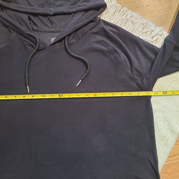 Move By Ardene Women's Black Mesh Raglan Sleeves Workout Hoodie size M - Picture 12 of 13